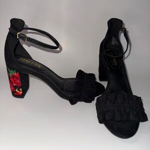 Kenneth Cole Reaction Black Rise Ruffle Strap Open Toe Dress Sandal Heeled